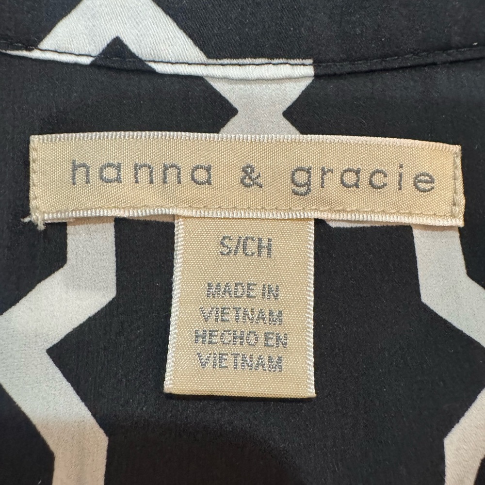 Black White Geometric Print Sleeveless Blouse Minimalist Size S Hanna & Gracie - Picture 4 of 5